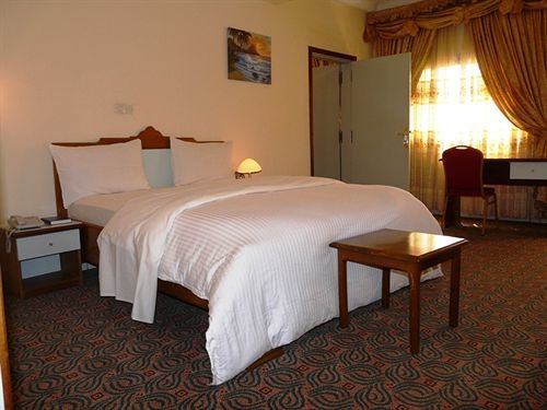 Azam Hotel Bamenda Eksteriør bilde