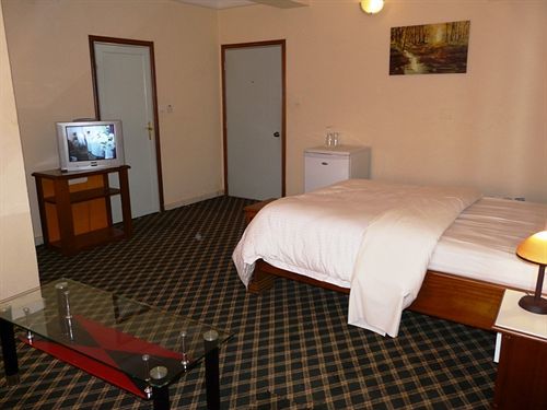 Azam Hotel Bamenda Eksteriør bilde